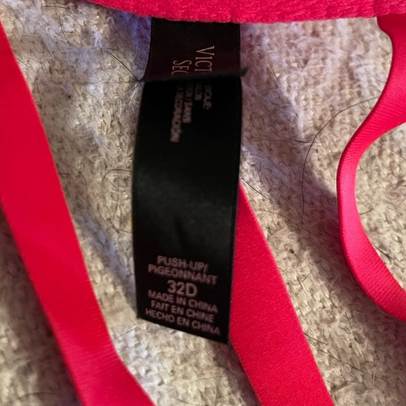 VS Push-up Bra - Picture 3 of 3